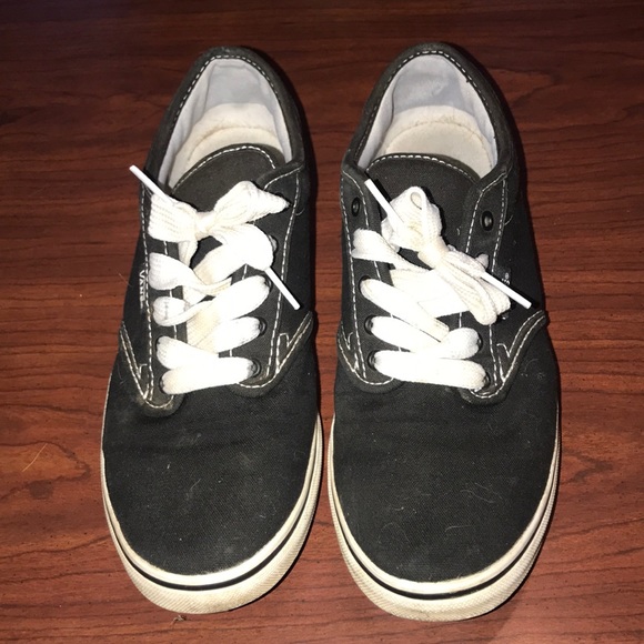 basic vans shoes